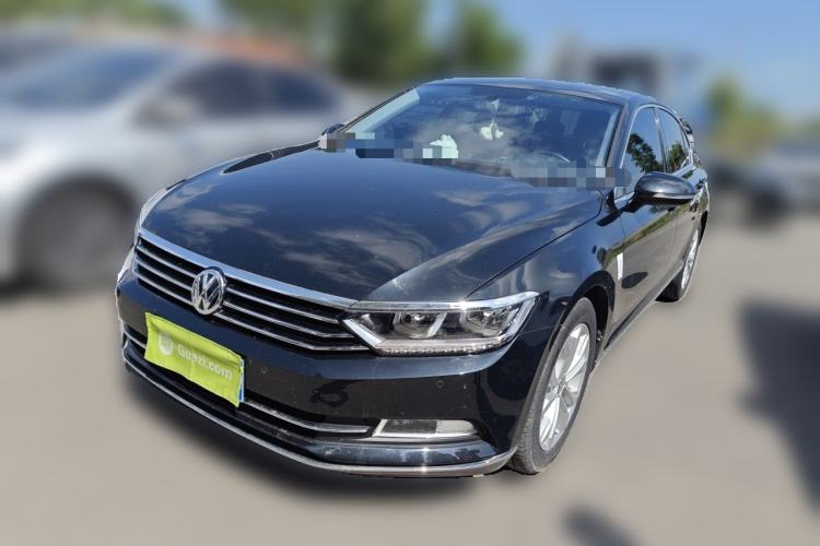 Used Volkswagen Magotan 2017 330TSI DSG Luxury Model Guazi used car, China used car export, Used car for sale, Used Volkswagen cars, Cheapest cars for sale