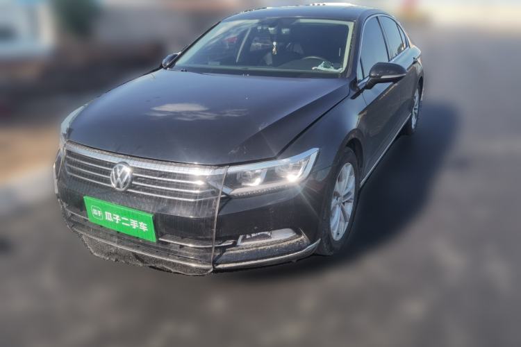 Used Volkswagen Magotan 2017 330TSI DSG Luxury Model Guazi used car, China used car export, Used car for sale, Used cars, Cheapest cars for sale