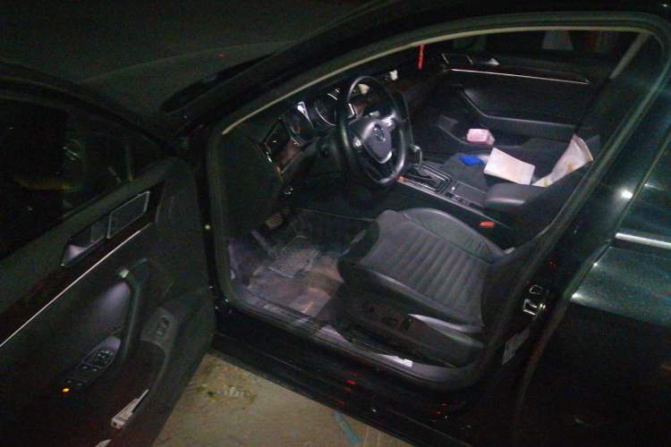 Used Volkswagen Magotan 2017 330TSI DSG Luxury Model Driver Seat