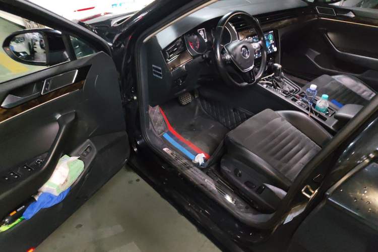 Used Volkswagen Magotan 2017 330TSI DSG Luxury Model Driver Seat