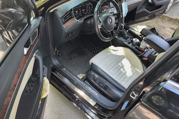Used Volkswagen Magotan 2017 380TSI DSG Flagship Edition Driver Seat