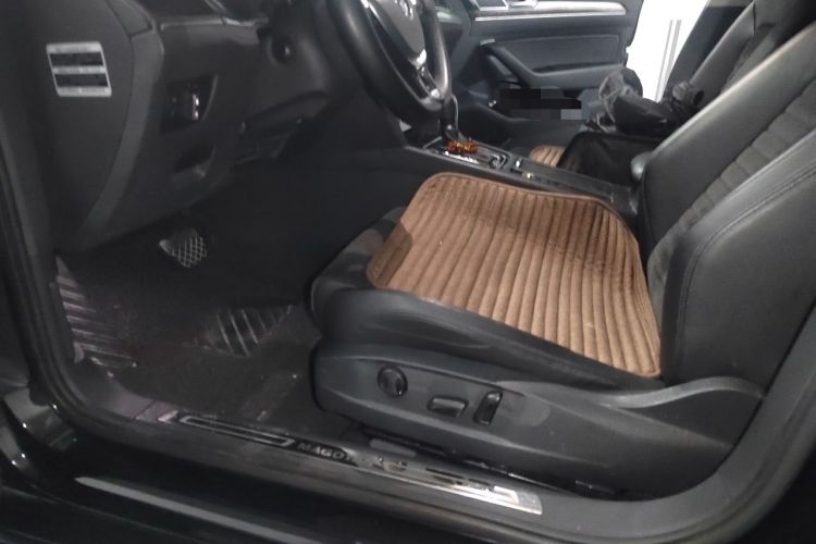 Used Volkswagen Magotan 2017 330TSI DSG Luxury Model Driver Seat