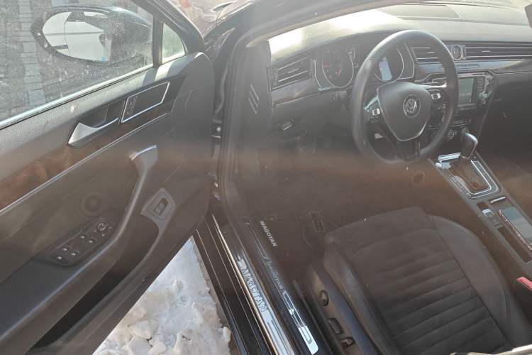 Used Volkswagen Magotan 2017 330TSI DSG Luxury Model Driver Seat