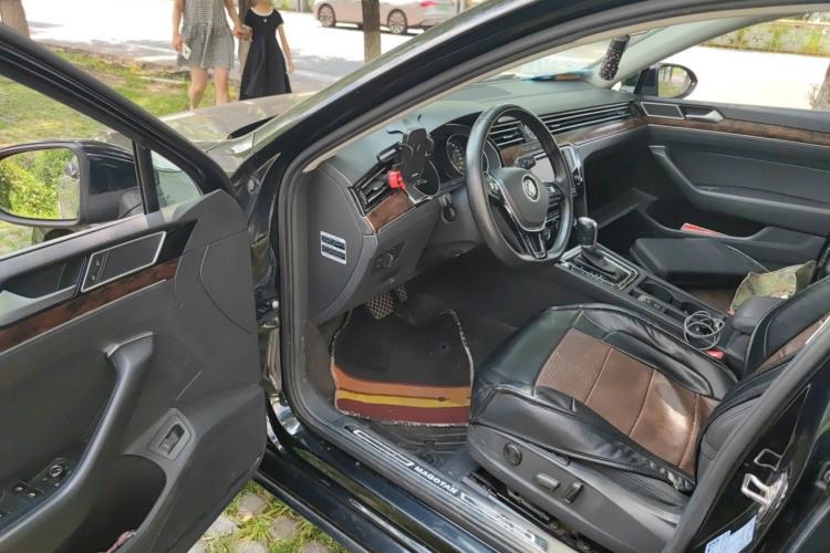 Used Volkswagen Magotan 2017 330TSI DSG Luxury Model Driver Seat