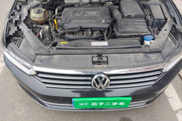 Used Volkswagen Magotan 2017 380TSI DSG Luxury Model Engine Bay