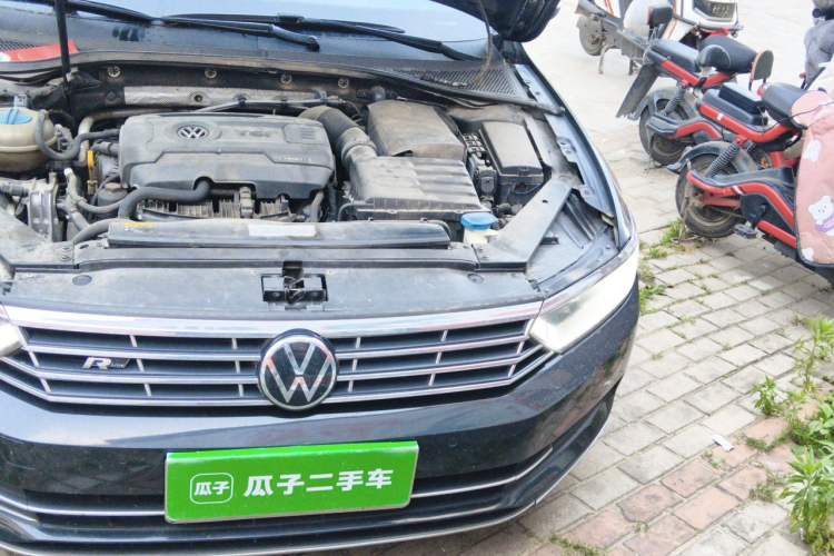 Used Volkswagen Magotan 2017 330TSI DSG Leading Model Engine Bay Left