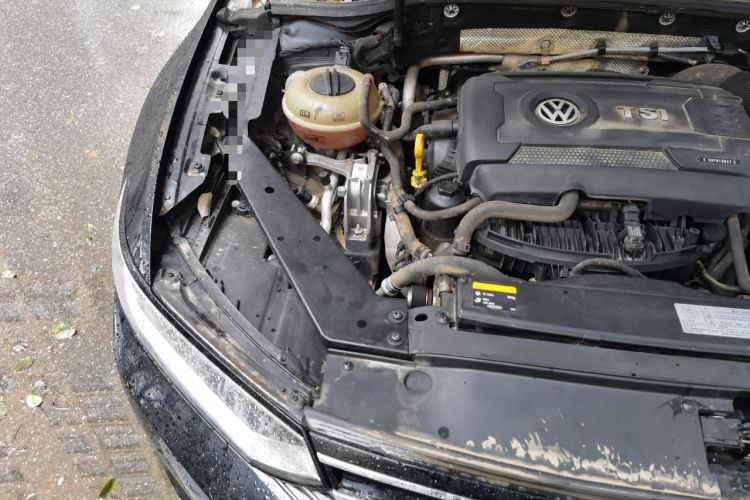 Used Volkswagen Magotan 2017 330TSI DSG Leading Model Engine Bay Right