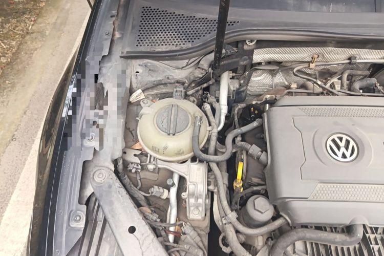 Used Volkswagen Magotan 2017 330TSI DSG Leading Model Engine Bay Right