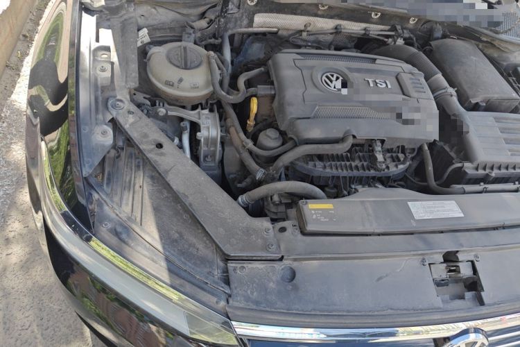 Used Volkswagen Magotan 2017 380TSI DSG Luxury Model Engine Bay Right