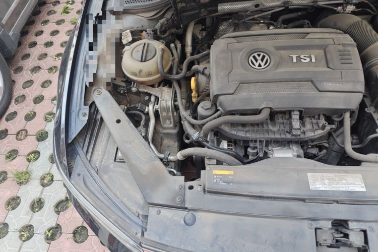Used Volkswagen Magotan 2017 380TSI DSG Flagship Edition Engine Bay Right