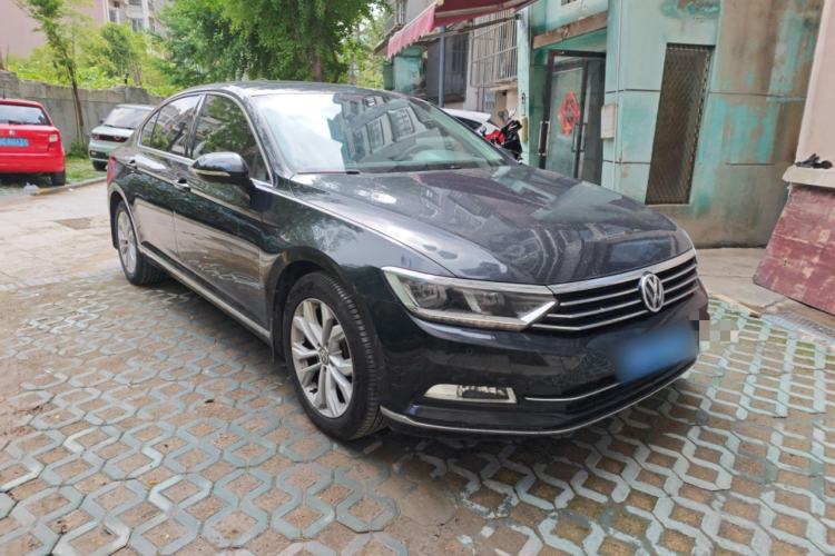 Used Volkswagen Magotan 2017 330TSI DSG Luxury Model Exterior 1