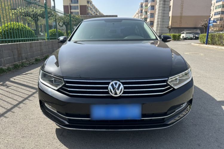 Used Volkswagen Magotan 2017 330TSI DSG Leading Model Exterior 1