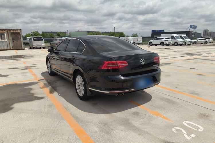 Used Volkswagen Magotan 2017 330TSI DSG Leading Model Exterior 2