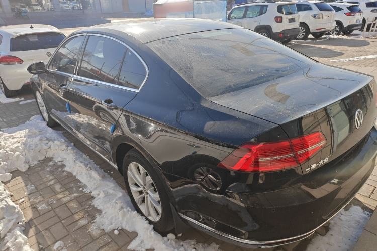 Used Volkswagen Magotan 2017 330TSI DSG Luxury Model Exterior 2