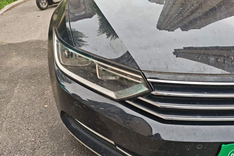 Used Volkswagen Magotan 2017 330TSI DSG Leading Model Exterior 3