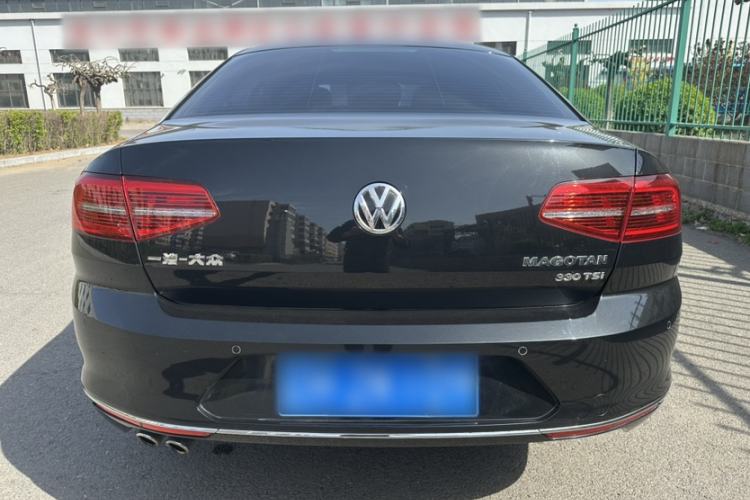 Used Volkswagen Magotan 2017 330TSI DSG Leading Model Exterior 3
