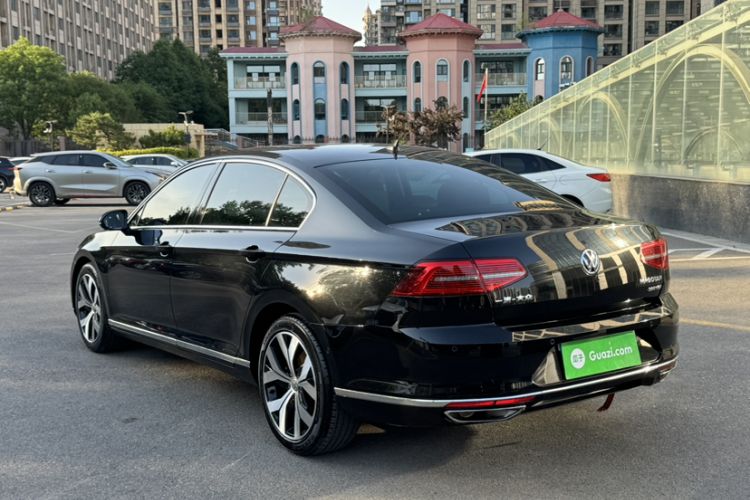 Used Volkswagen Magotan 2017 380TSI DSG Prestige Edition Exterior 3
