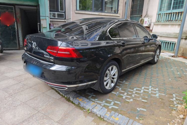 Used Volkswagen Magotan 2017 330TSI DSG Luxury Model Exterior 5