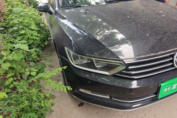 Used Volkswagen Magotan 2017 330TSI DSG Leading Model Exterior 6