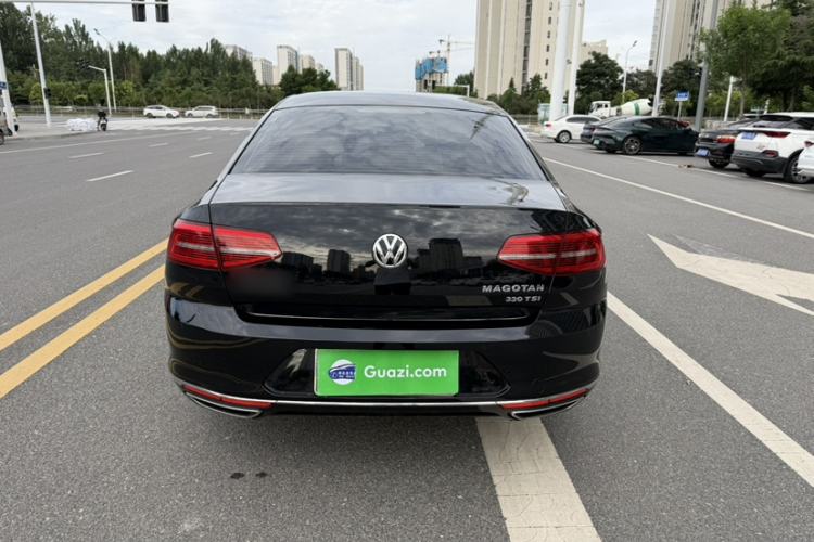 Used Volkswagen Magotan 2017 330TSI DSG Luxury Model Exterior 6