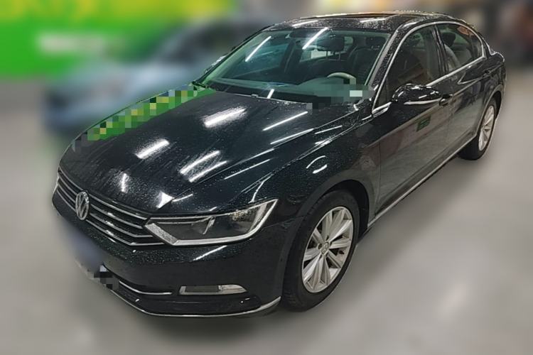 Used Volkswagen Magotan 2017 330TSI DSG Luxury Model Guazi used car, China used car export, Used car for sale, Used cars, Cheapest cars for sale