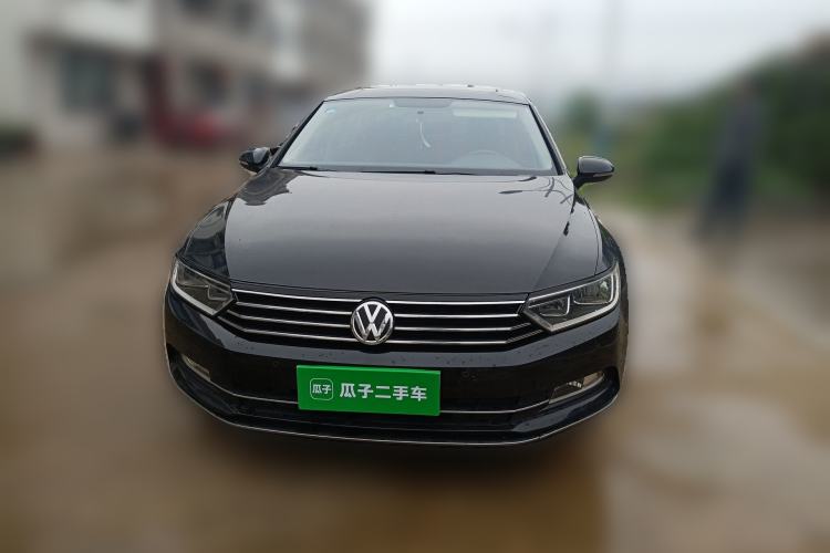 Used Volkswagen Magotan 2017 280TSI DSG Comfort Model Front