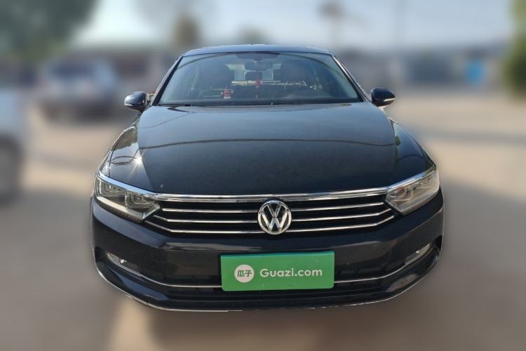 Used Volkswagen Magotan 2017 380TSI DSG Luxury Model Front