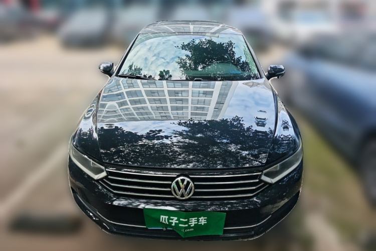 Used Volkswagen Magotan 2017 330TSI DSG Leading Model Front
