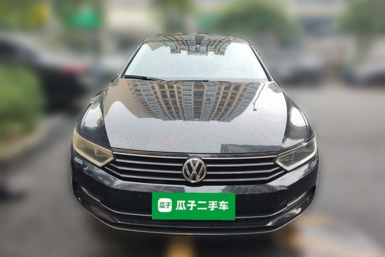 Used Volkswagen Magotan 2017 280TSI DSG Comfort Model Front