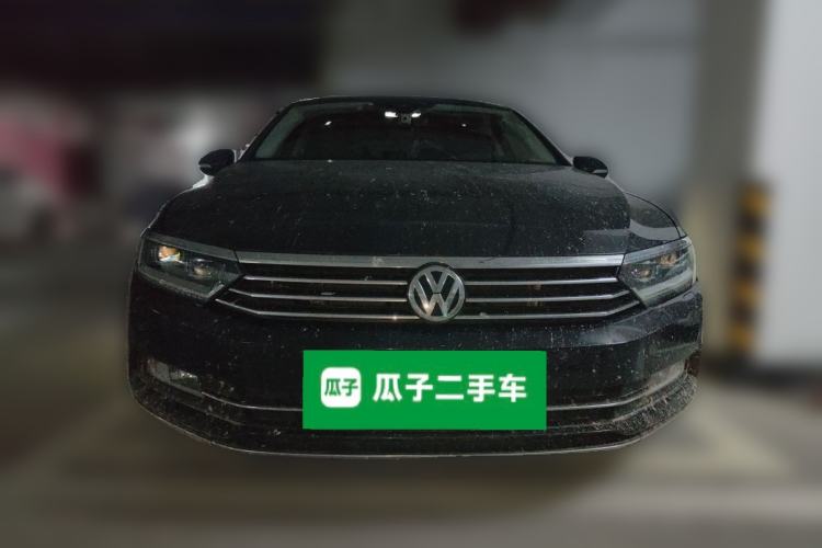 Used Volkswagen Magotan 2017 330TSI DSG Luxury Model Front