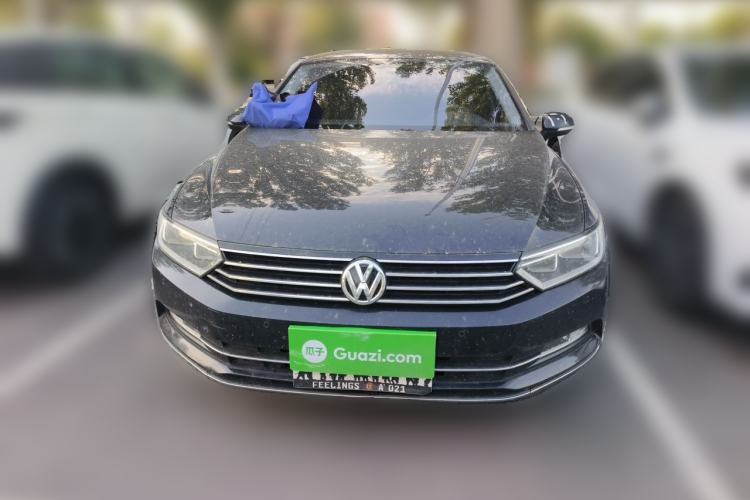 Used Volkswagen Magotan 2017 280TSI DSG Comfort Model Front