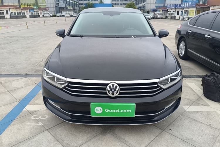 Used Volkswagen Magotan 2017 380TSI DSG Luxury Model Front