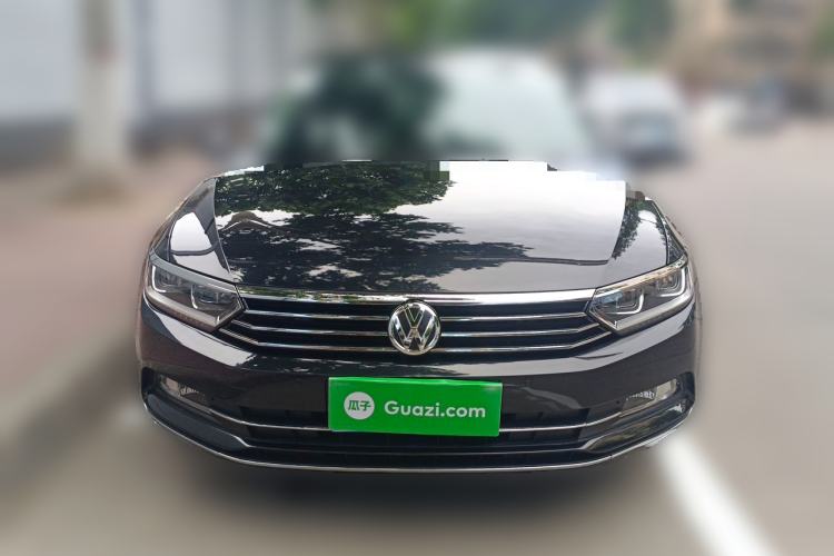 Used Volkswagen Magotan 2017 330TSI DSG Luxury Model Front