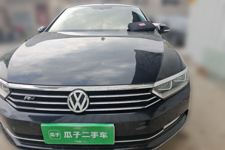 Used Volkswagen Magotan 2017 330TSI DSG Luxury Model Front