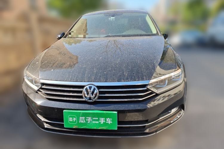Used Volkswagen Magotan 2017 330TSI DSG Luxury Model Front