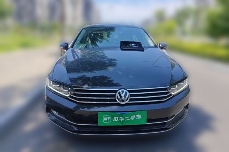 Used Volkswagen Magotan 2017 330TSI DSG Leading Model Front