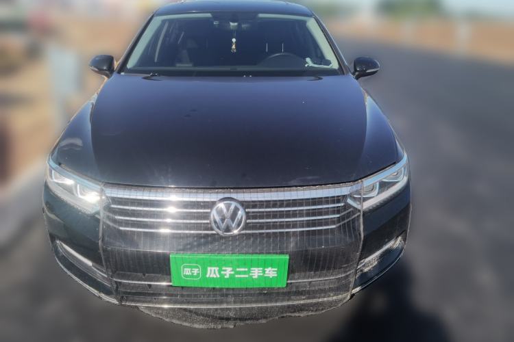 Used Volkswagen Magotan 2017 330TSI DSG Luxury Model Front