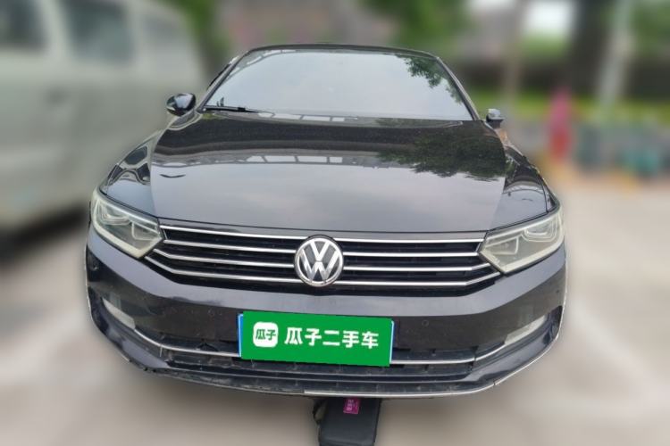 Used Volkswagen Magotan 2017 280TSI DSG Comfort Model Front