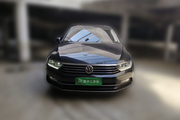 Used Volkswagen Magotan 2017 380TSI DSG Luxury Model Front