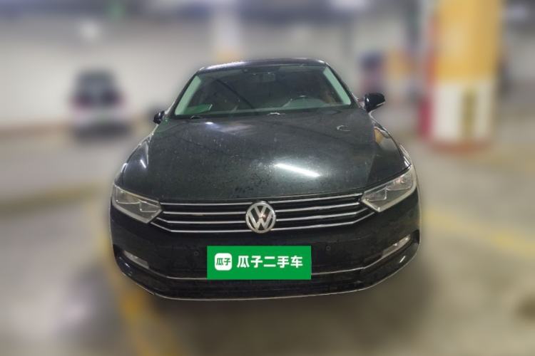 Used Volkswagen Magotan 2017 280TSI DSG Comfort Model Front