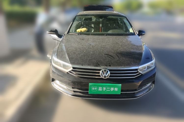 Used Volkswagen Magotan 2017 330TSI DSG Luxury Model Front