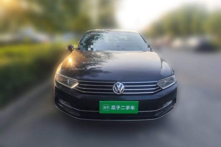 Used Volkswagen Magotan 2017 280TSI DSG Comfort Model Front
