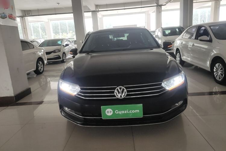 Used Volkswagen Magotan 2017 330TSI DSG Leading Model Front