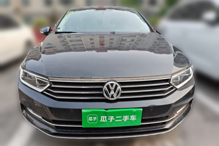 Used Volkswagen Magotan 2017 280TSI DSG Comfort Model Front