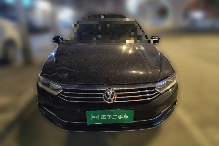 Used Volkswagen Magotan 2017 330TSI DSG Luxury Model Front