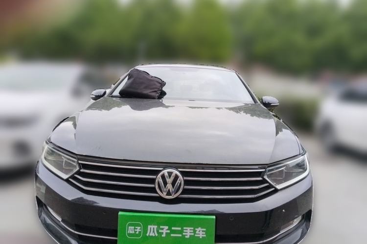 Used Volkswagen Magotan 2017 280TSI DSG Comfort Model Front