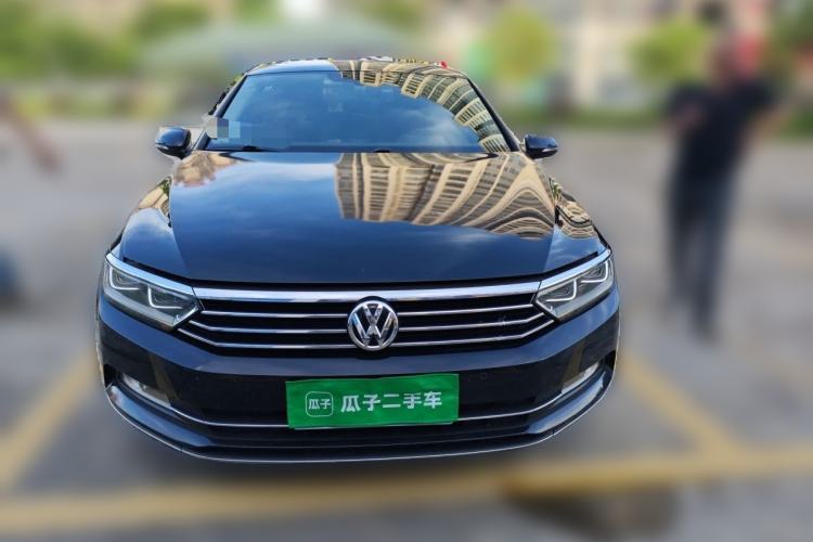 Used Volkswagen Magotan 2017 380TSI DSG Luxury Model Front