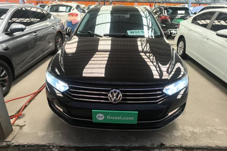Used Volkswagen Magotan 2017 330TSI DSG Leading Model Front