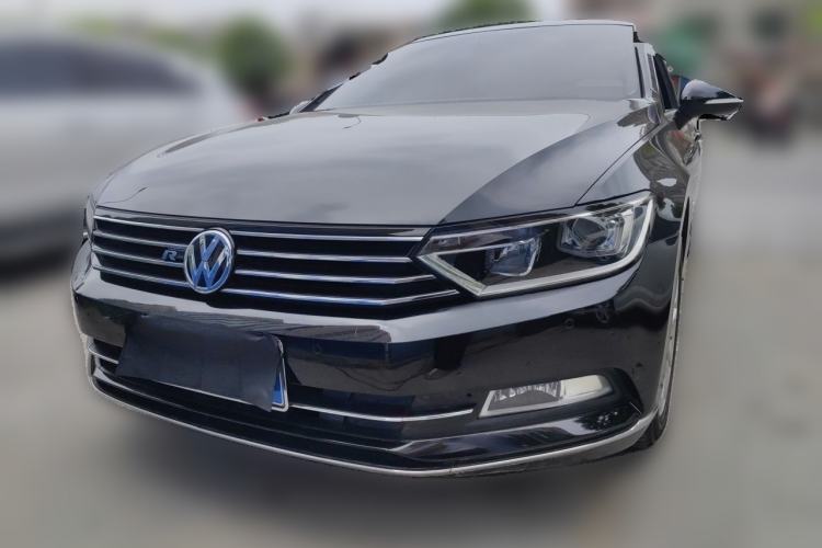 Used Volkswagen Magotan 2017 280TSI DSG Leading Edition Front