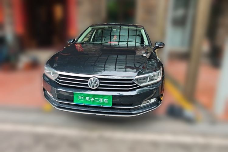 Used Volkswagen Magotan 2017 380TSI DSG Luxury Model Front